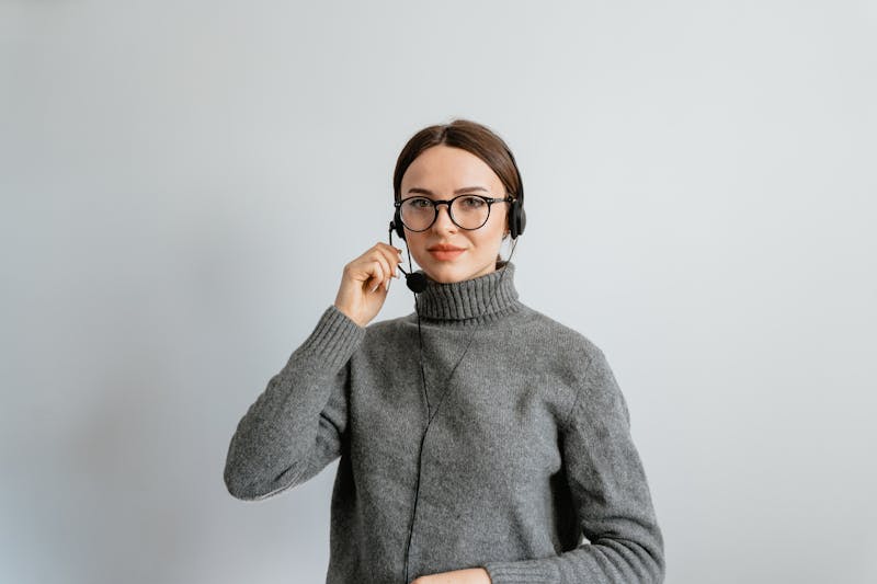 Sofia Reyes — Customer Experience Lead at Dions