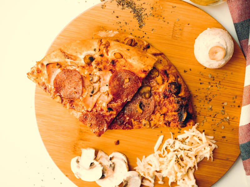 dion's signature pizza with hand-tossed crust and fresh toppings